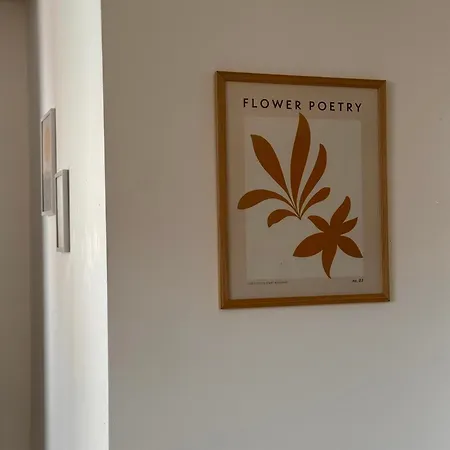 Apartment Rest & Reset Lazur - 10 Min To & Sea Garden